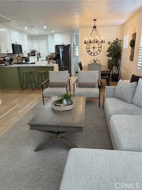 Detail Gallery Image 4 of 20 For 11413 Hayford, Norwalk,  CA 90650 - 3 Beds | 2 Baths