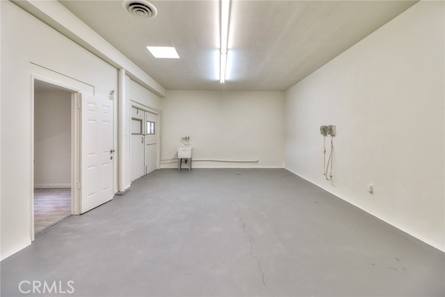 256 E Front Street, Covina, California 91723, ,Commercial Sale,For Sale,256 E Front Street,CRCV24237919