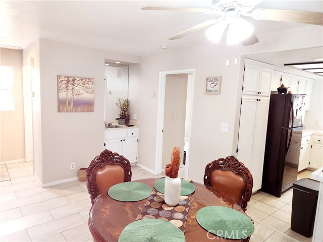 Detail Gallery Image 7 of 29 For 11608 Valley View Ave #6,  Whittier,  CA 90604 - 4 Beds | 2 Baths