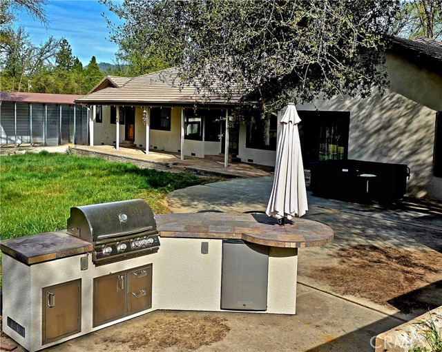 Detail Gallery Image 8 of 74 For 45344 S Oakview, Oakhurst,  CA 93644 - 3 Beds | 3 Baths