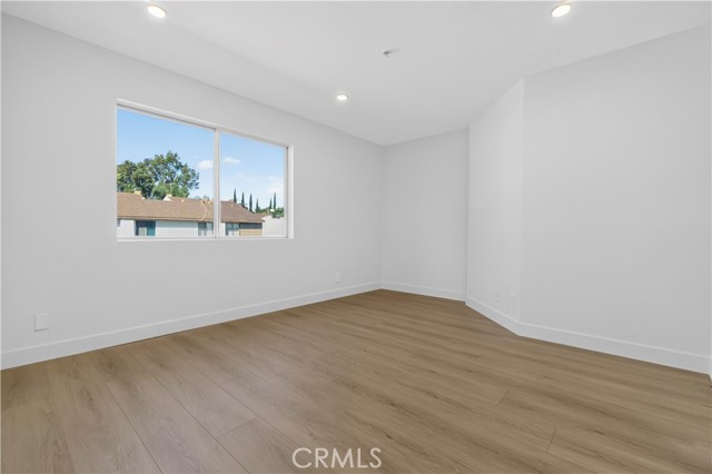 15455 Sherman photo 10