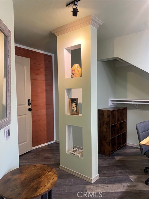 Detail Gallery Image 6 of 33 For 631 Benson Way #B,  Thousand Oaks,  CA 91360 - 1 Beds | 1/1 Baths