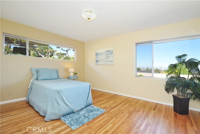Third bedroom with fabulous views!