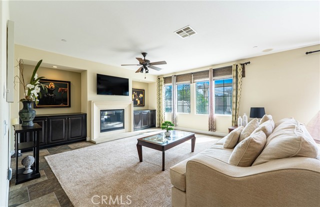 Detail Gallery Image 6 of 35 For 13985 Riverglen, Corona,  CA 92880 - 5 Beds | 3/1 Baths