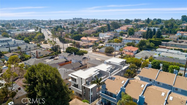 2306 Aviation Boulevard, Redondo Beach, California 90278, 4 Bedrooms Bedrooms, ,5 BathroomsBathrooms,Residential,Sold,Aviation,PV21199795