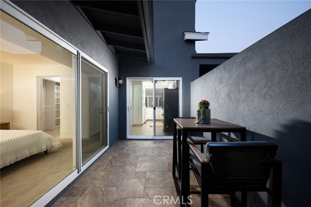 2334 Richmond Way, Costa Mesa CA: https://media.crmls.org/medias/d7521501-0882-4bad-b91c-3fe8074a9e04.jpg