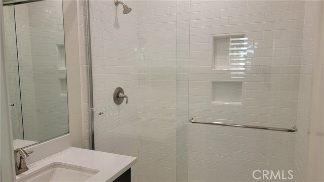 Detail Gallery Image 14 of 28 For 112 Acamar, Irvine,  CA 92618 - 3 Beds | 3/1 Baths