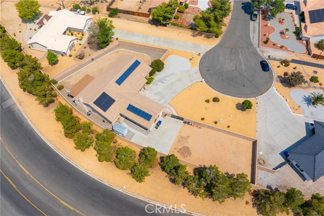 12902 Casco Road, Apple Valley CA: https://media.crmls.org/medias/d75325bc-f71c-43db-8d67-e1ade073fe49.jpg