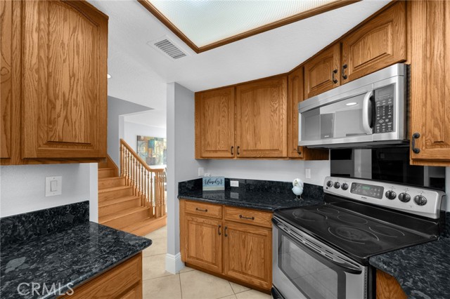 Detail Gallery Image 12 of 25 For 1746 Coach Pl, Hacienda Heights,  CA 91745 - 3 Beds | 2/1 Baths