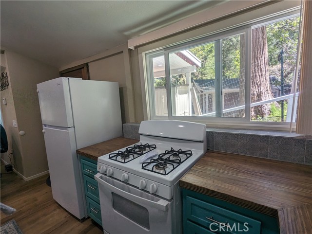 Detail Gallery Image 26 of 53 For 21920 Plunge Rd, Cedarpines Park,  CA 92322 - 2 Beds | 2 Baths