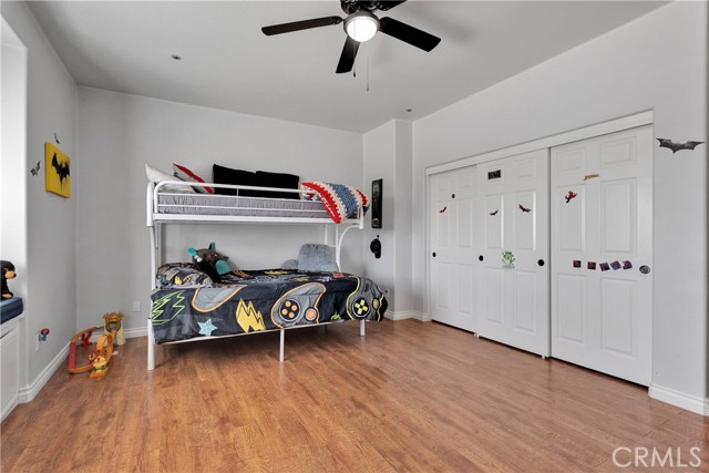 Detail Gallery Image 30 of 62 For 12546 Autumn Leaves Ave, Victorville,  CA 92395 - 5 Beds | 3/1 Baths