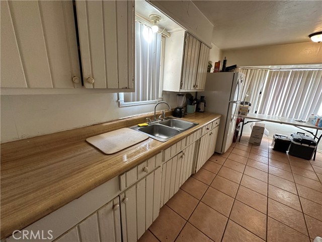332 S Spring Street, Blythe CA: https://media.crmls.org/medias/d75677a2-14fe-4a8c-b38a-c0701742e6e1.jpg