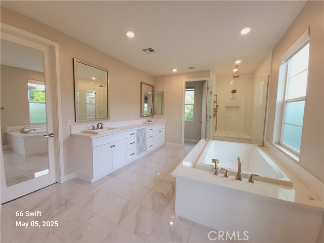 66 Swift, Irvine CA: https://media.crmls.org/medias/d75680f1-1a75-47d5-b0e4-f10c6591bf10.jpg