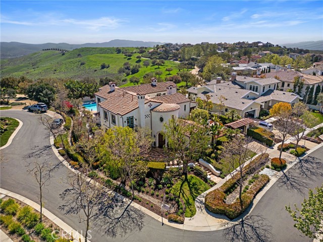 1 Overlook Drive, Ladera Ranch CA: https://media.crmls.org/medias/d7568dfd-5acf-4711-9351-7733b672854d.jpg