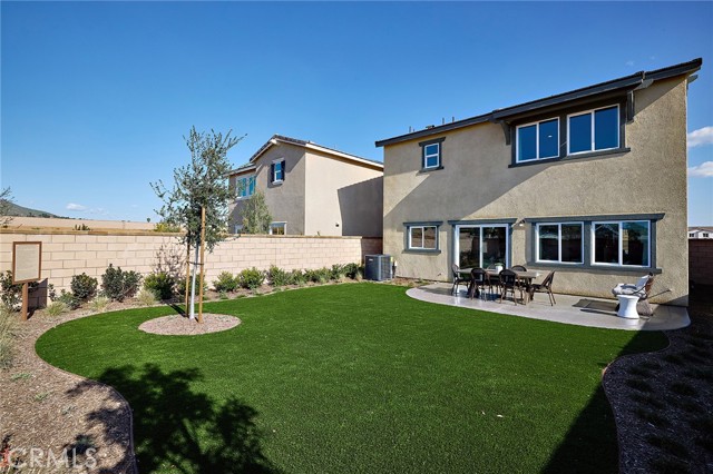 Detail Gallery Image 19 of 20 For 8175 Perada St, Jurupa Valley,  CA 92509 - 4 Beds | 3 Baths