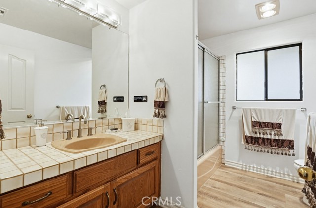 Detail Gallery Image 19 of 55 For 28572 Meadow Mesa Ln, Escondido,  CA 92026 - 4 Beds | 5/1 Baths