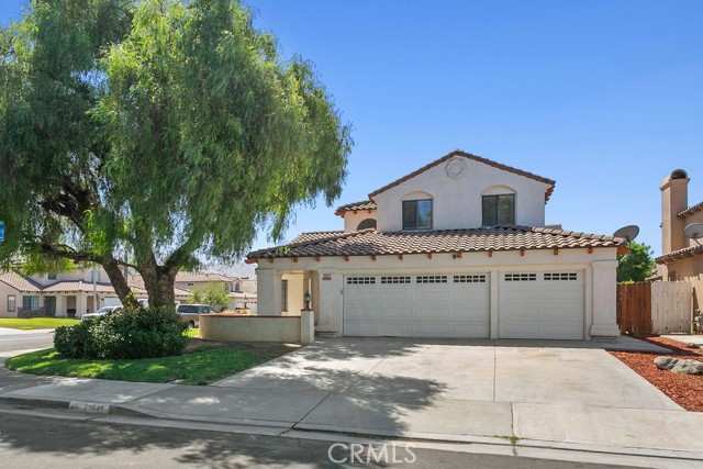 Detail Gallery Image 2 of 31 For 25645 Catalejo Ln, Moreno Valley,  CA 92551 - 4 Beds | 3 Baths