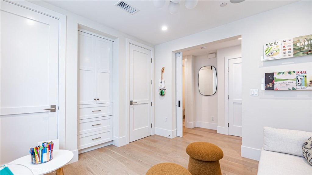 D7582d4b 24f2 4022 Bc9e 91c188aeb588