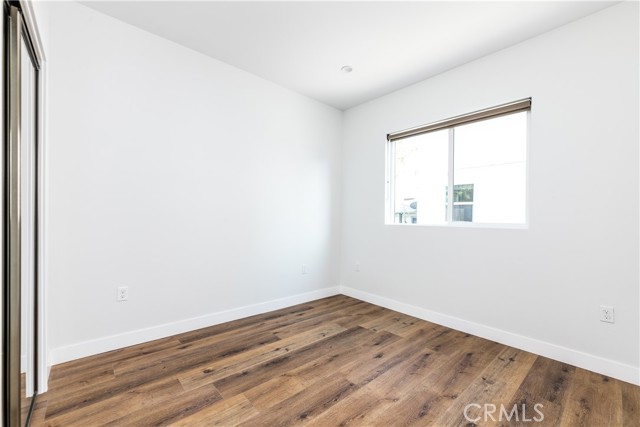 Detail Gallery Image 12 of 18 For 11308 Miranda St, North Hollywood,  CA 91601 - 4 Beds | 4 Baths