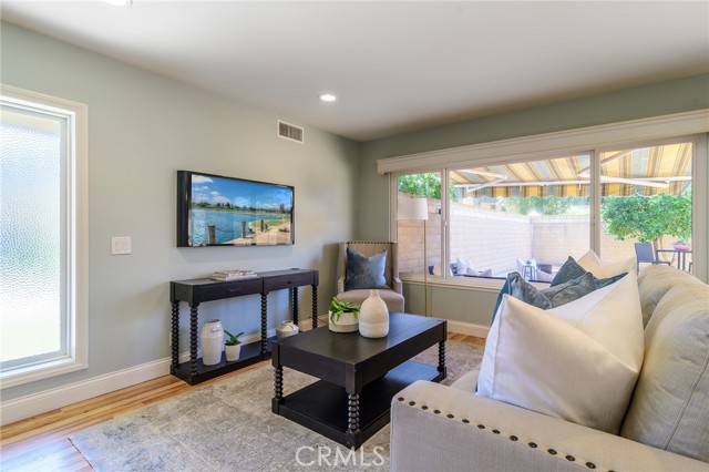 Detail Gallery Image 8 of 47 For 18230 Olympic Ct, Fountain Valley,  CA 92708 - 3 Beds | 2 Baths