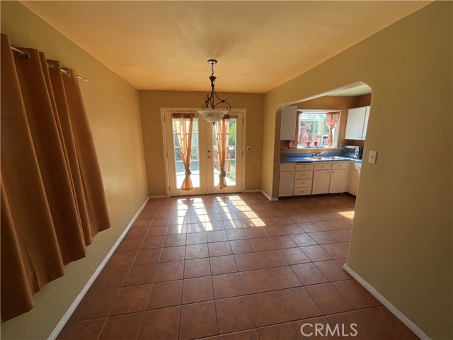 Detail Gallery Image 10 of 20 For 2085 Fashion Ave, Long Beach,  CA 90810 - 2 Beds | 1 Baths