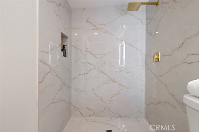 Detail Gallery Image 18 of 28 For 18640 Kimbrough St, Canyon Country,  CA 91351 - 3 Beds | 2 Baths