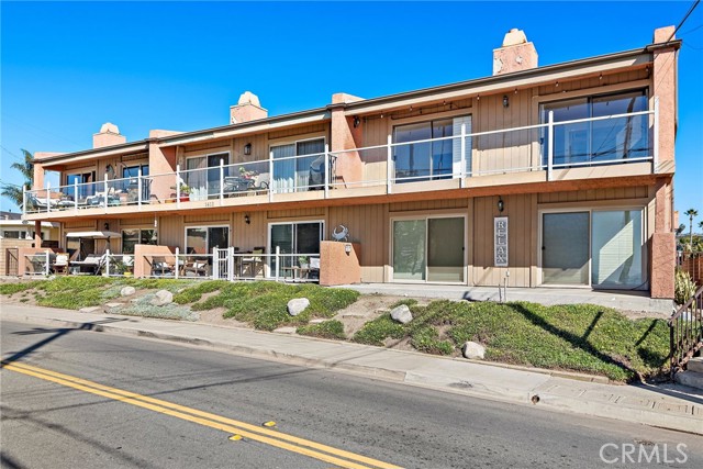 Detail Gallery Image 11 of 13 For 1412 Buena Vista #4,  San Clemente,  CA 92672 - 3 Beds | 2 Baths