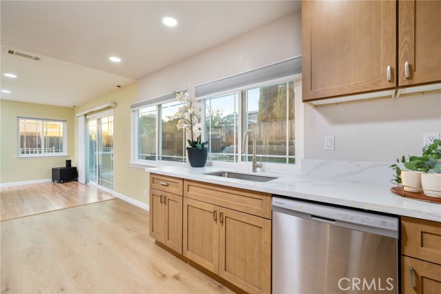 9422 Meadow Street, Rancho Cucamonga CA: https://media.crmls.org/medias/d75b2ede-4ef8-4f3f-99cc-22c1fc3e04bc.jpg