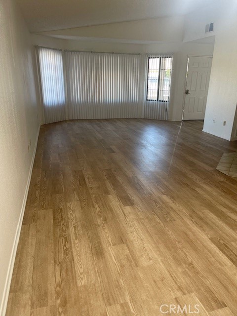 Detail Gallery Image 6 of 21 For 743 via Linda Dr, Hemet,  CA 92545 - 2 Beds | 2 Baths