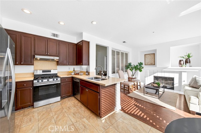 Image 20 of 58 For 13617 Freemont Court