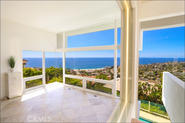 Detail Gallery Image 28 of 43 For 1284 Coronado Dr, Laguna Beach,  CA 92651 - 3 Beds | 2/1 Baths