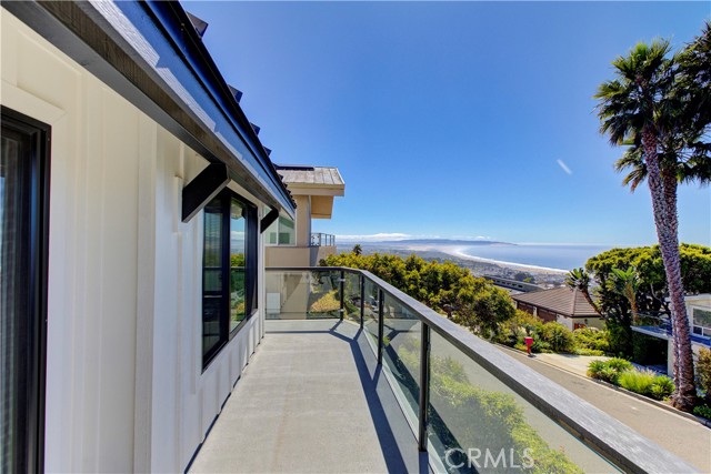 Detail Gallery Image 5 of 53 For 1166 Longview Ave, Pismo Beach,  CA 93449 - 4 Beds | 3/1 Baths