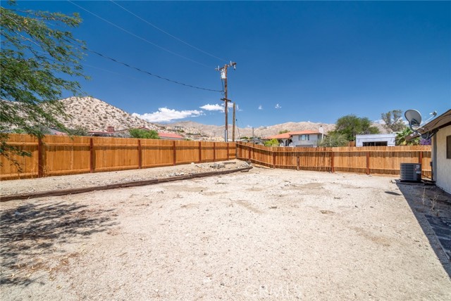 66320 Avenida Barona, Desert Hot Springs CA: https://media.crmls.org/medias/d75eb7b7-3784-435e-9992-9ece86ed1b0c.jpg