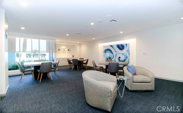 Detail Gallery Image 44 of 57 For 525 E Seaside Way #305,  Long Beach,  CA 90802 - 2 Beds | 1/1 Baths