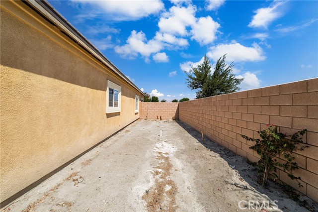 84457 Raphael Way, Coachella CA: https://media.crmls.org/medias/d7601280-4a6c-41a7-8627-657527243fc4.jpg