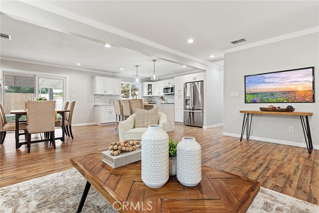 411 Holgate Street, La Habra CA: https://media.crmls.org/medias/d7602a45-0bdb-497e-bf16-e471b50ca001.jpg