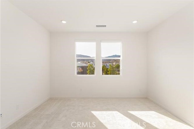 Detail Gallery Image 24 of 34 For 3962 Lavine Way #111,  Corona,  CA 92883 - 3 Beds | 2/1 Baths