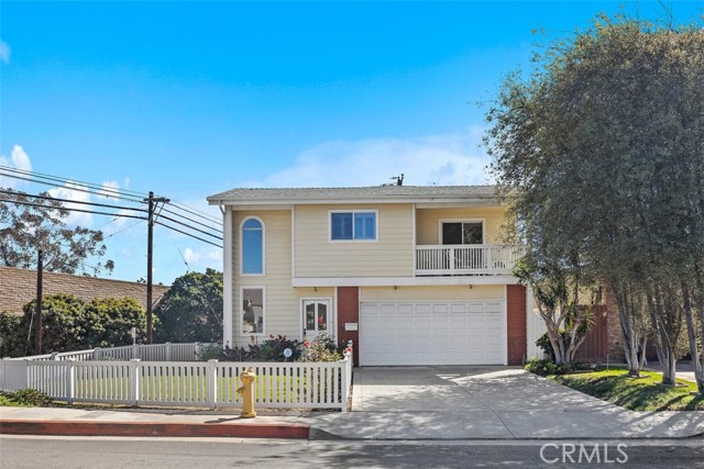 Detail Gallery Image 32 of 34 For 137 W Avenida Cornelio, San Clemente,  CA 92672 - 3 Beds | 2/1 Baths