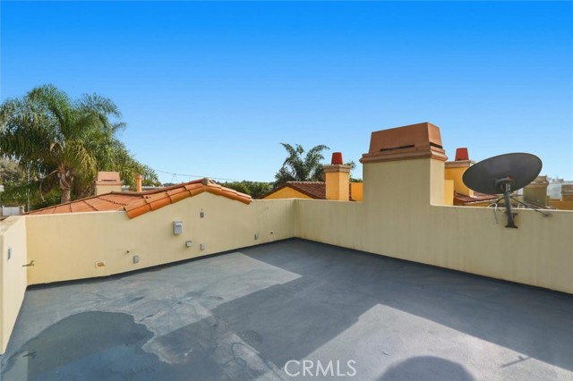 Detail Gallery Image 38 of 49 For 233 S Irena #1,  Redondo Beach,  CA 90277 - 4 Beds | 3 Baths