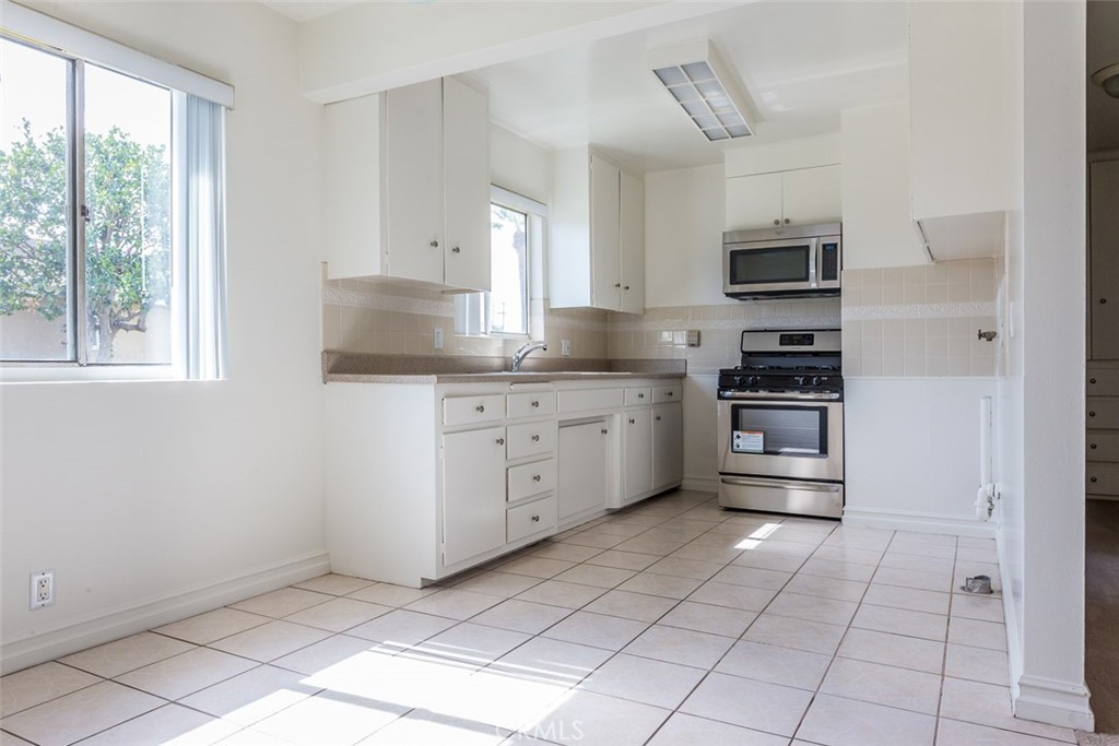 MLS #OC26168756 image #33