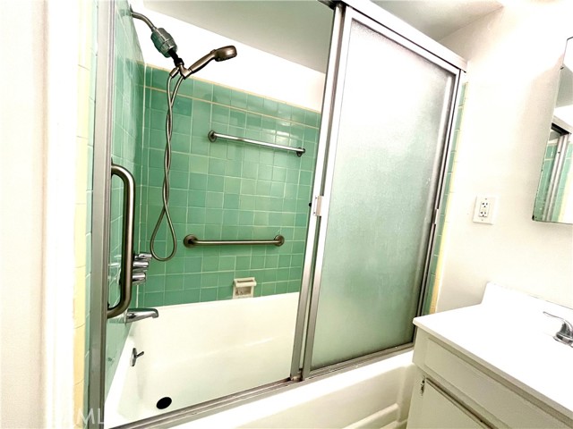 271 S Spalding Drive, Beverly Hills CA: https://media.crmls.org/medias/d76172db-4c36-45a5-84af-51347fc49d90.jpg