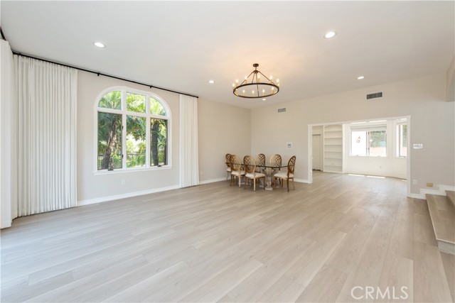 2836 N Kingsgate Drive, Orange CA: https://media.crmls.org/medias/d7628bcf-28e5-4269-a2be-f9f39ecd4eec.jpg