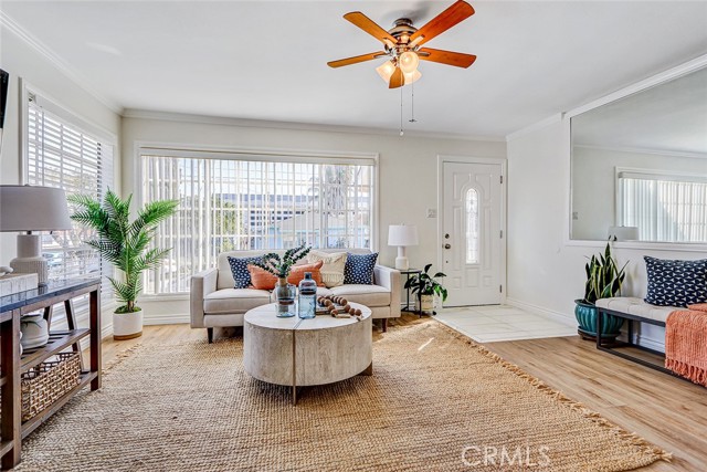 Detail Gallery Image 2 of 21 For 1929 Condon, Redondo Beach,  CA 90278 - 2 Beds | 1 Baths