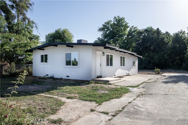 Detail Gallery Image 1 of 22 For 1369 Larkin Rd, Gridley,  CA 95948 - 2 Beds | 1 Baths