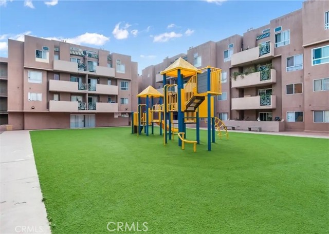 Detail Gallery Image 21 of 29 For 450 E 4th #221,  Santa Ana,  CA 92701 - 1 Beds | 1 Baths