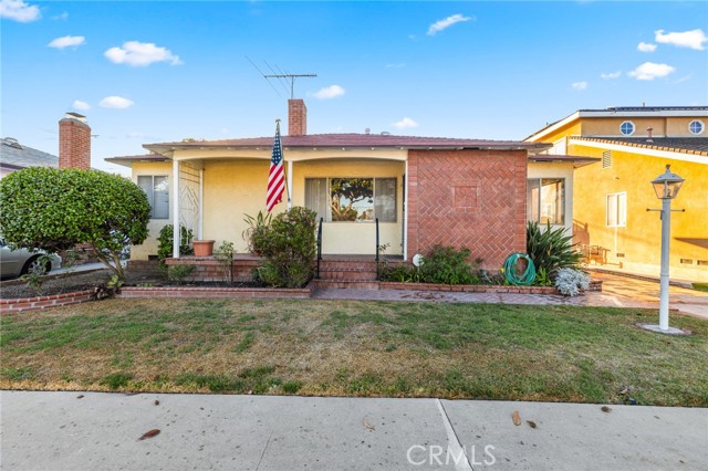 Detail Gallery Image 22 of 24 For 6053 North Lakewood Bld, Lakewood,  CA 90712 - 3 Beds | 1 Baths