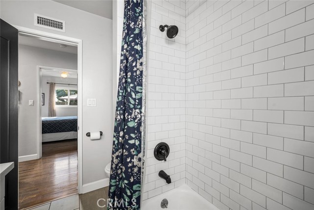 Detail Gallery Image 23 of 59 For 6110 E Walton St, Long Beach,  CA 90815 - 3 Beds | 2 Baths