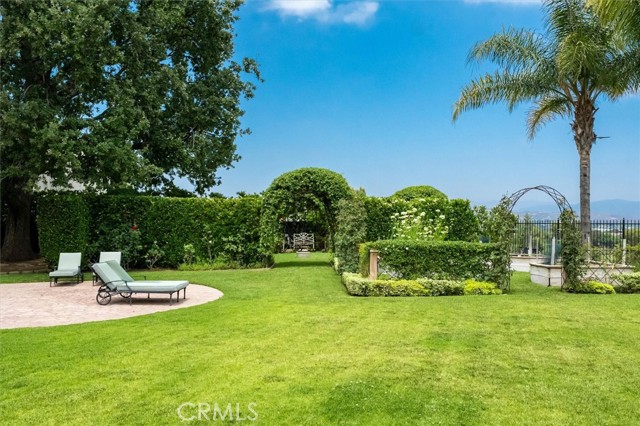 Detail Gallery Image 43 of 75 For 24711 Tiburon St, Valencia,  CA 91355 - 5 Beds | 5 Baths