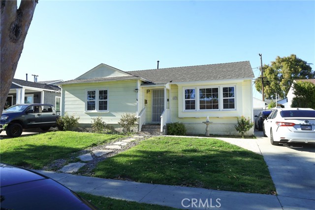 2917 Denmead Street, Lakewood, California 90712, 3 Bedrooms Bedrooms, ,2 BathroomsBathrooms,Single Family Residence,For Sale,Denmead,TR24076834
