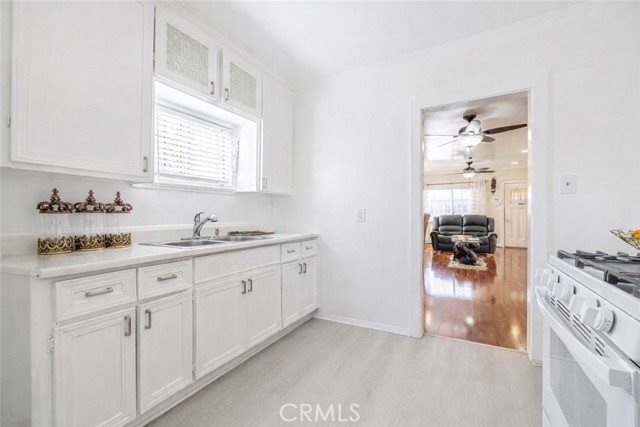 Detail Gallery Image 5 of 18 For 1000 N Mayo, Compton,  CA 90221 - 3 Beds | 1 Baths